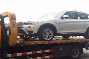 银海拖车24小时服务电话