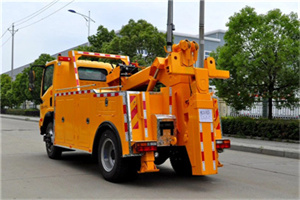 银海高速路拖车费